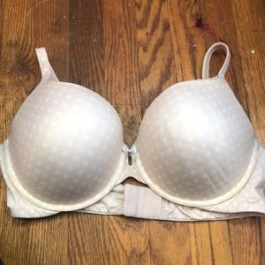 Victoria’s Secret perfect shape bra